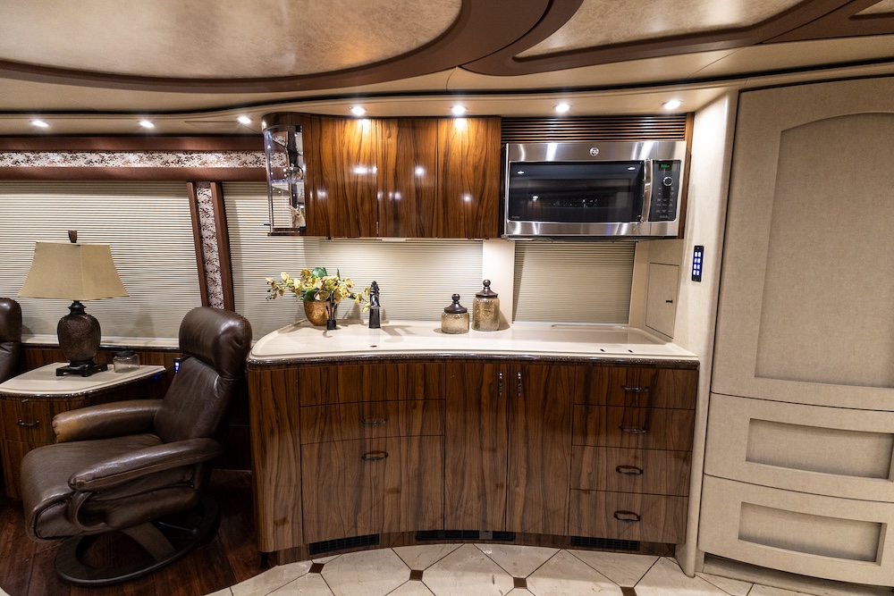2017 Prevost Marathon H3-45 For Sale