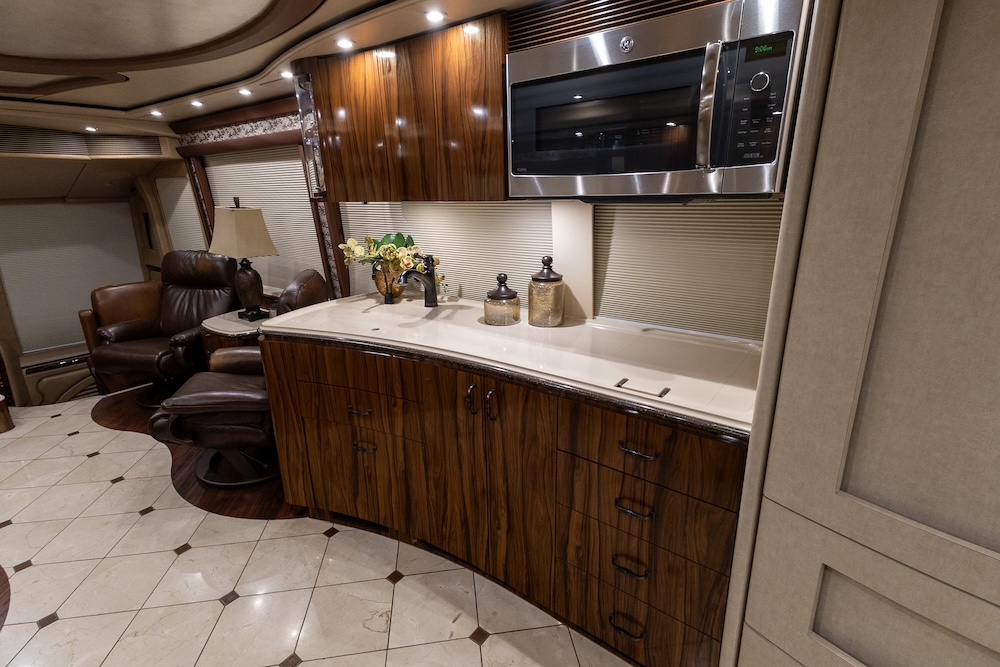 2017 Prevost Marathon H3-45 For Sale