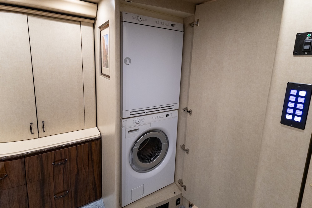 2017 Prevost Marathon H3-45 For Sale