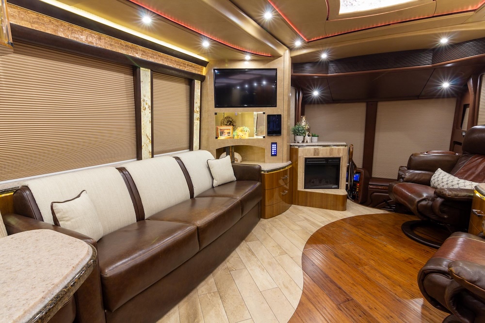 2017 Prevost Marathon H3-45 For Sale