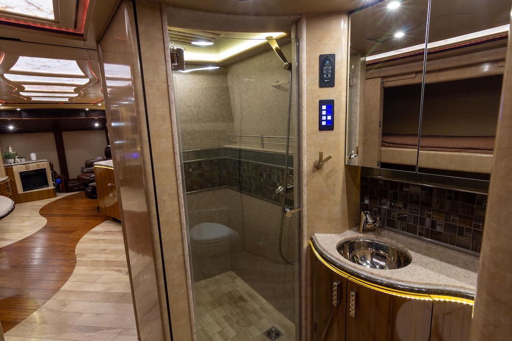 2017 Prevost Marathon H3-45 For Sale