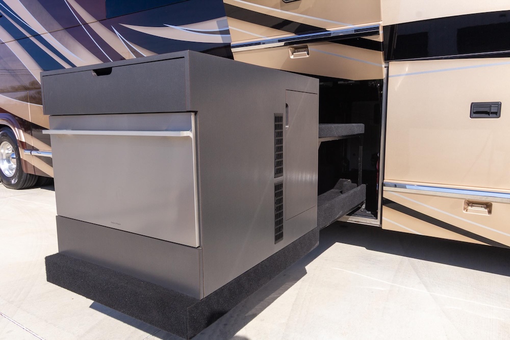 2017 Prevost Marathon H3-45 For Sale