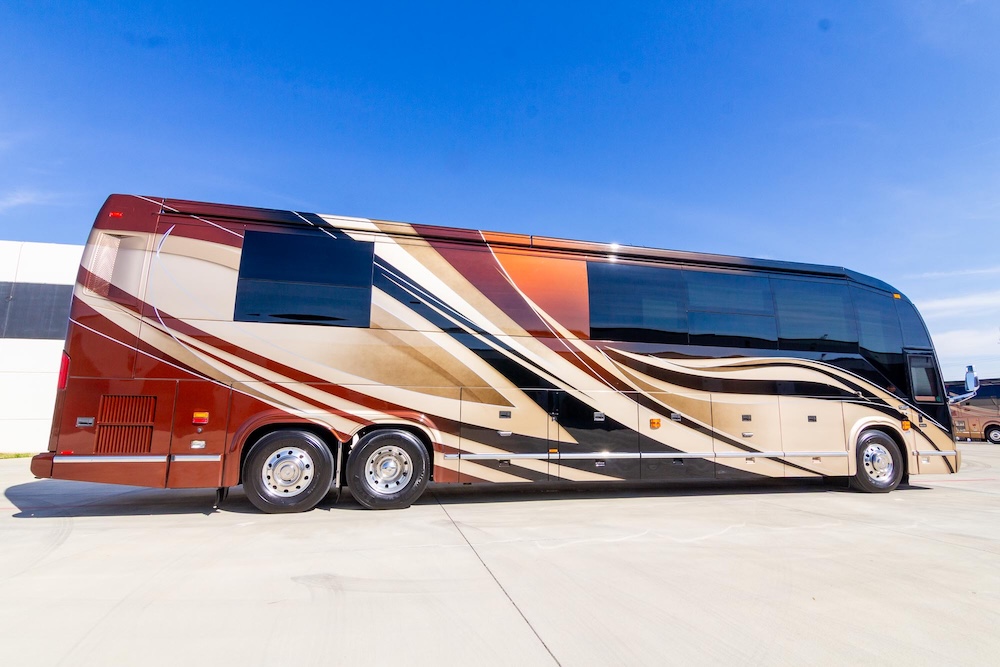 2017 Prevost Marathon H3-45 For Sale