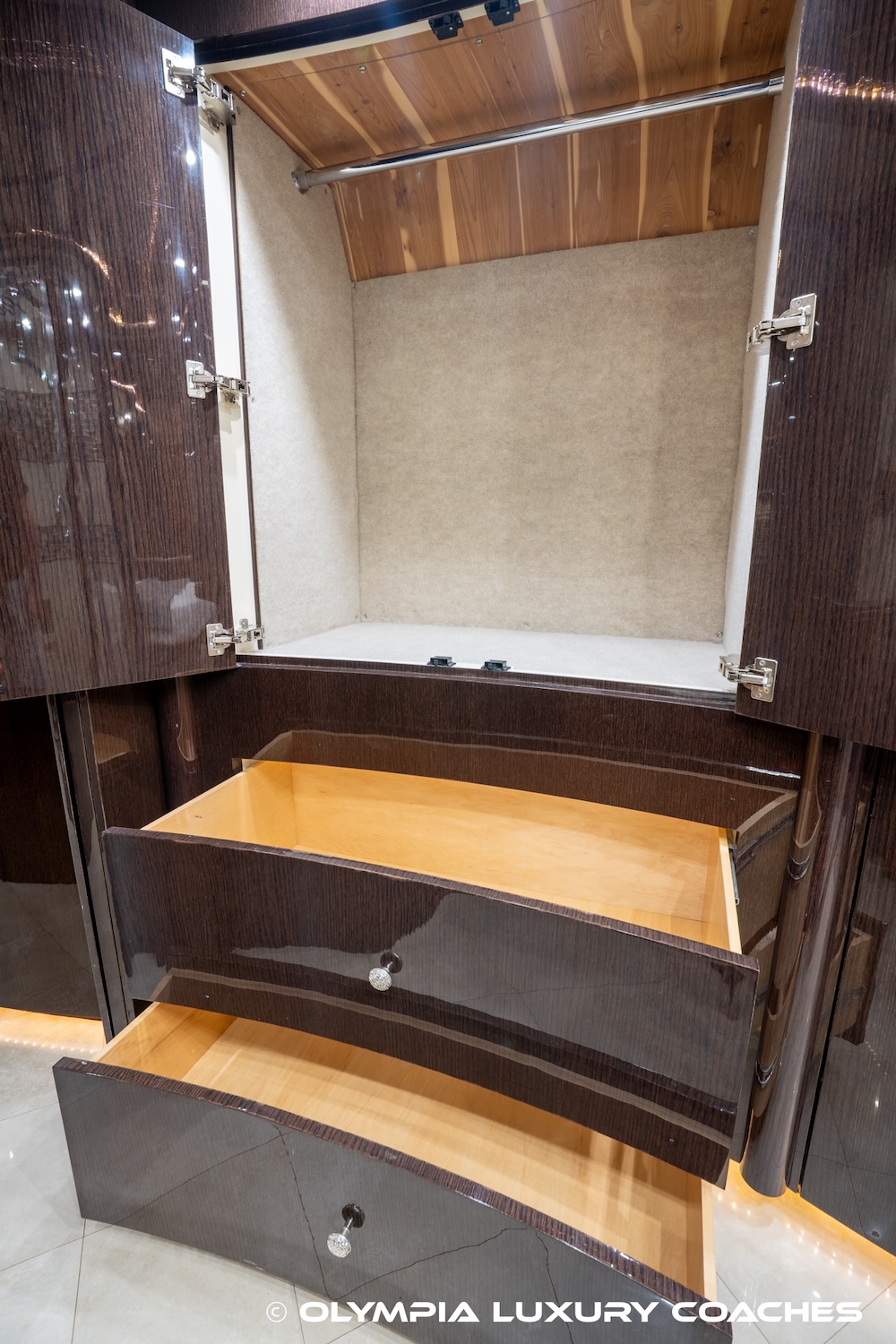 2017 Prevost Millennium H3-45 For Sale