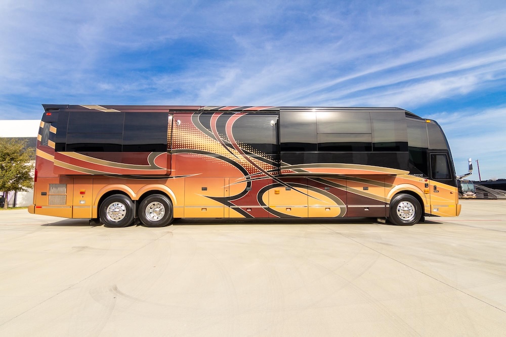 2017 Prevost Millennium H3-45 For Sale