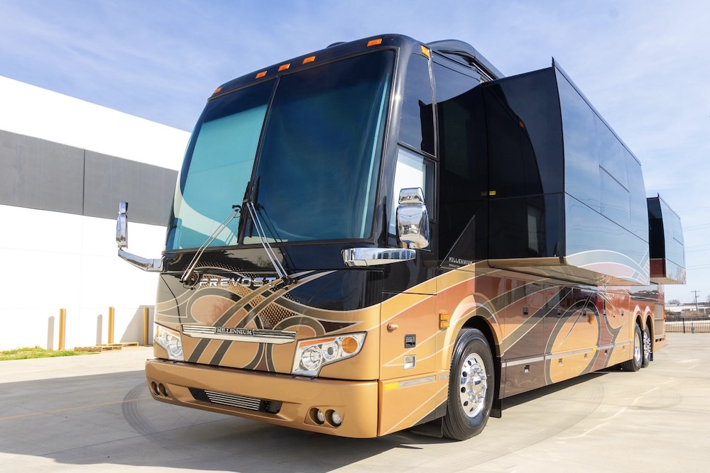 2017 Prevost Millennium H3-45 For Sale