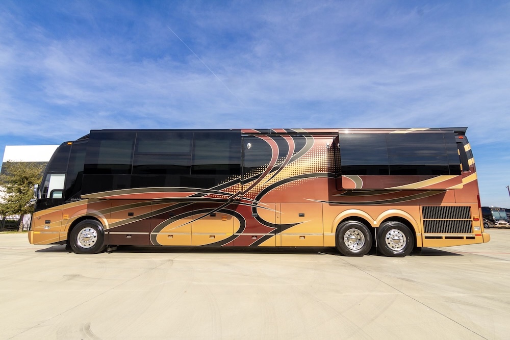 2017 Prevost Millennium H3-45 For Sale