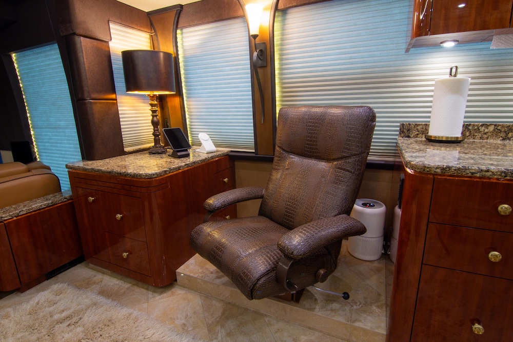 2017 Prevost Millennium  H3-45 For Sale