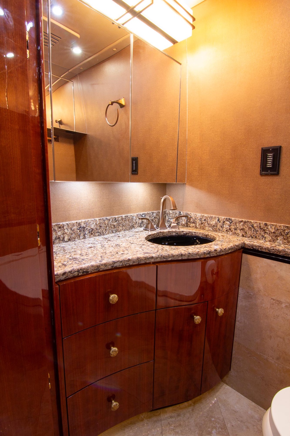 2017 Prevost Millennium  H3-45 For Sale
