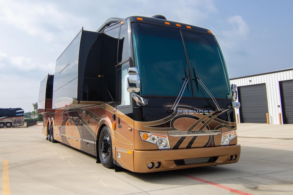 2017 Prevost Millennium  H3-45 For Sale