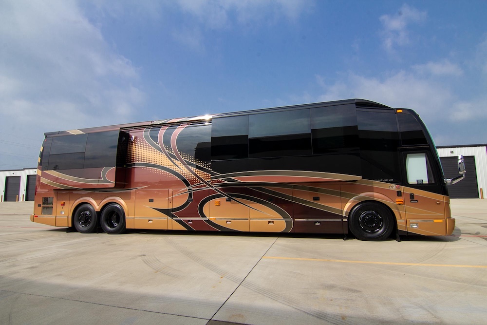 2017 Prevost Millennium  H3-45 For Sale