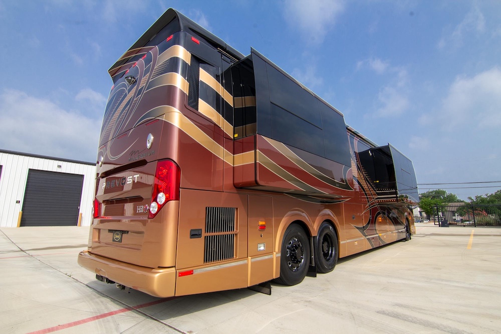 2017 Prevost Millennium  H3-45 For Sale