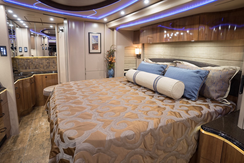 2018 Prevost Marathon  H3-45 For Sale