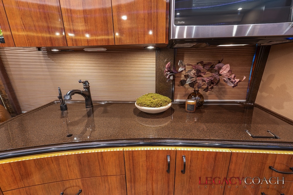 2018 Prevost Marathon H3-45 For Sale