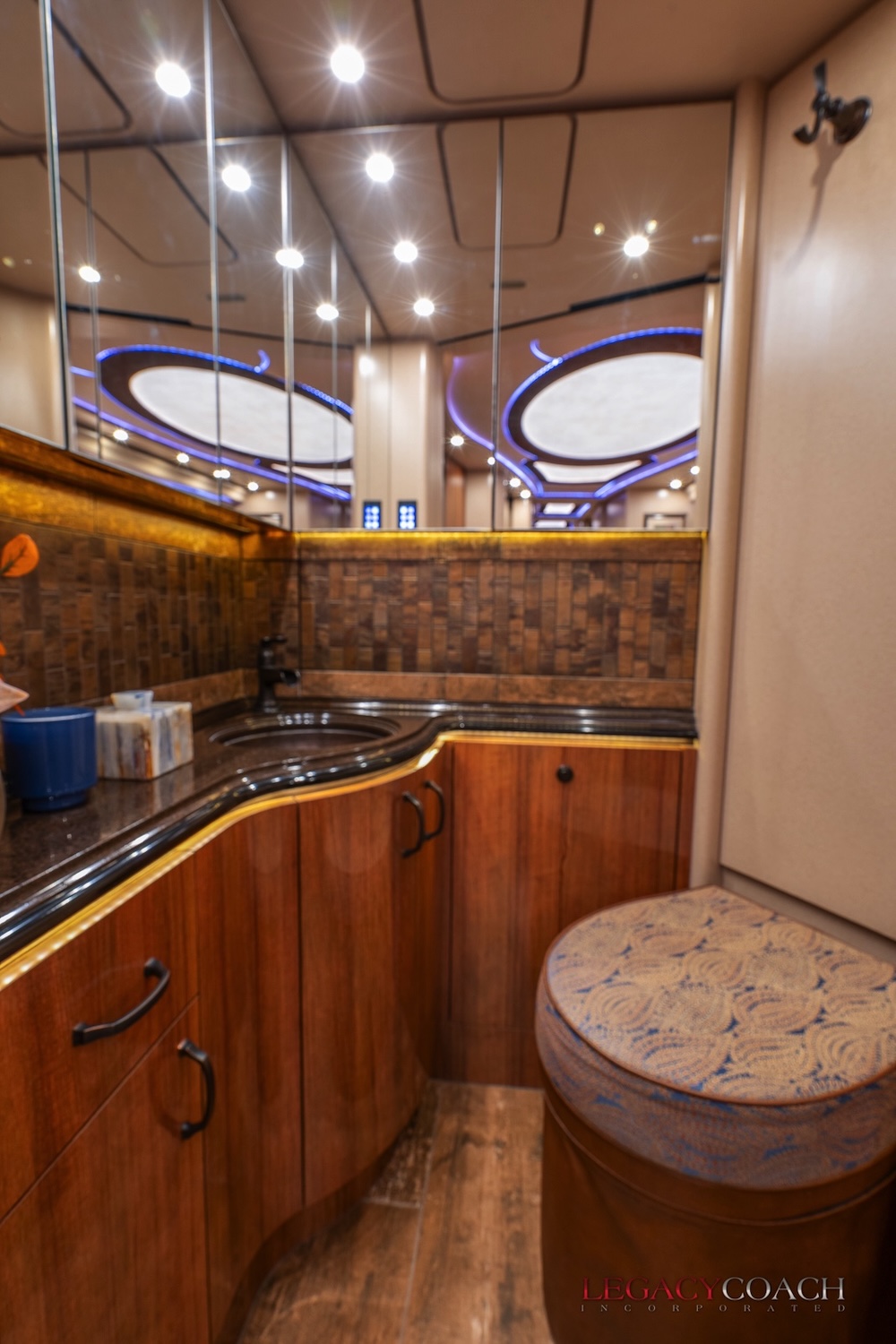 2018 Prevost Marathon H3-45 For Sale