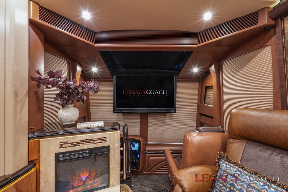 2018 Prevost Marathon H3-45 For Sale