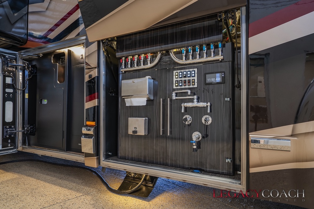 2018 Prevost Marathon H3-45 For Sale