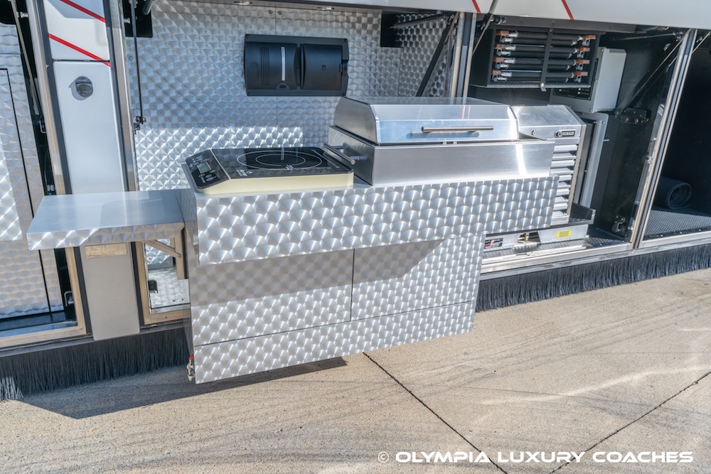 2018 Prevost Millennium H3-45 For Sale