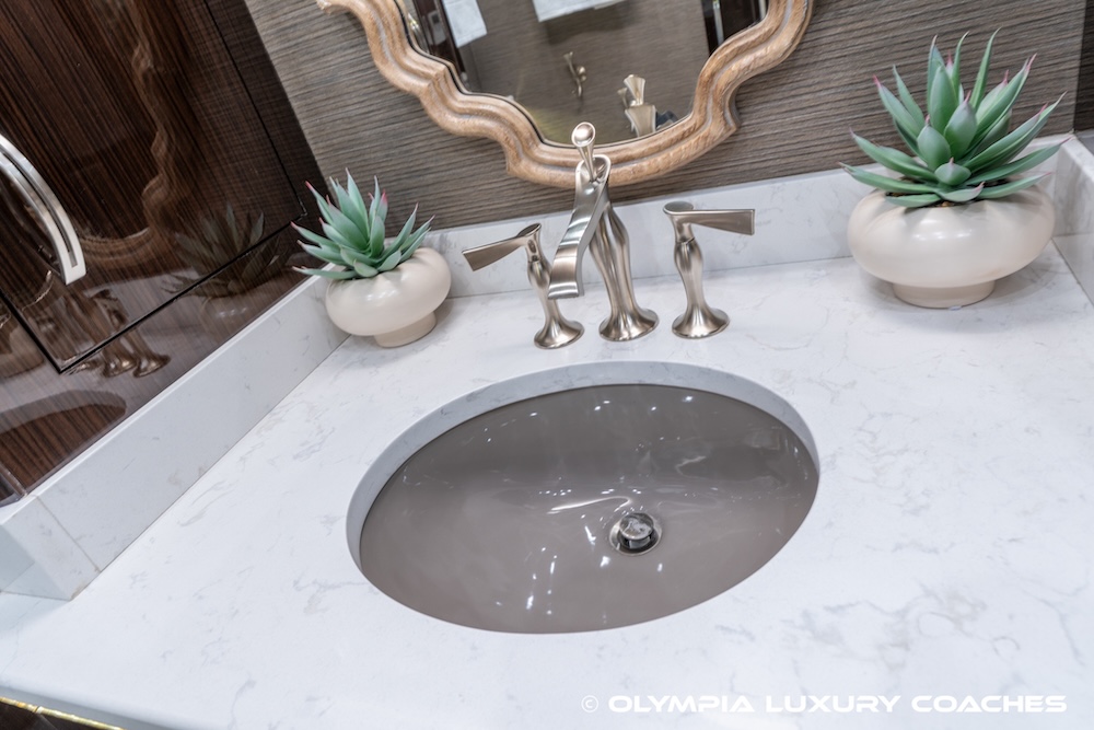 2018 Prevost Millennium H3-45 For Sale