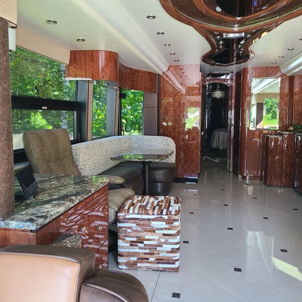 2018 Prevost Millennium H3-45 For Sale