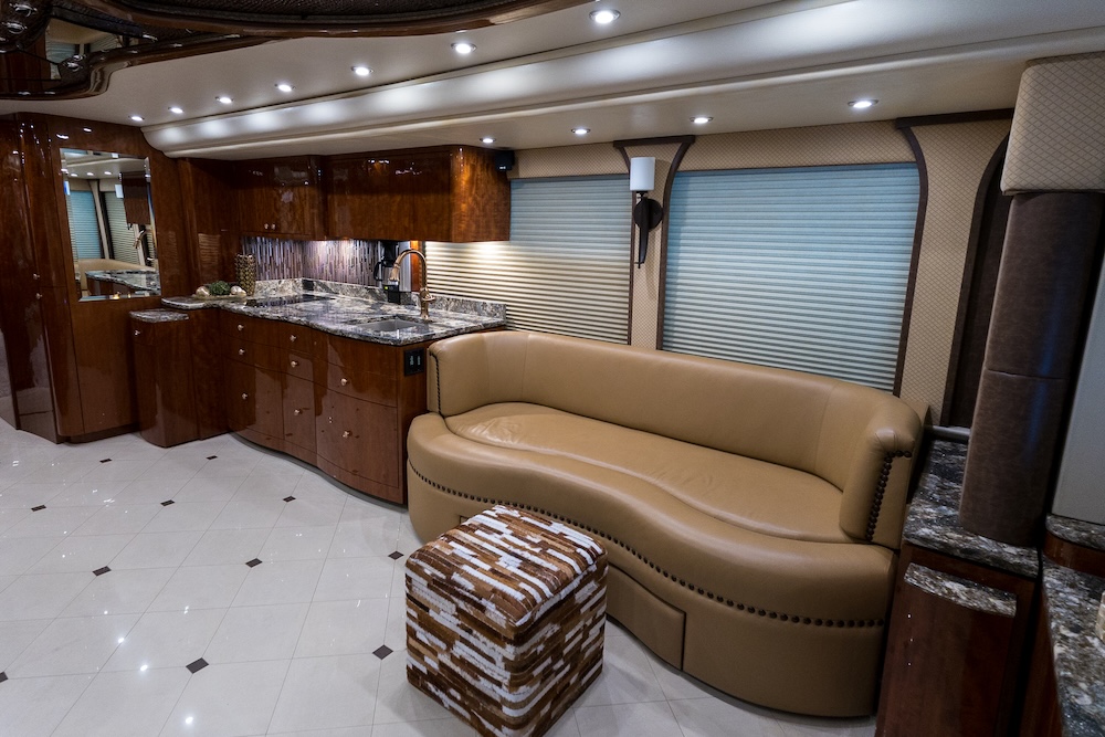 2018 Prevost Millennium H3-45 For Sale