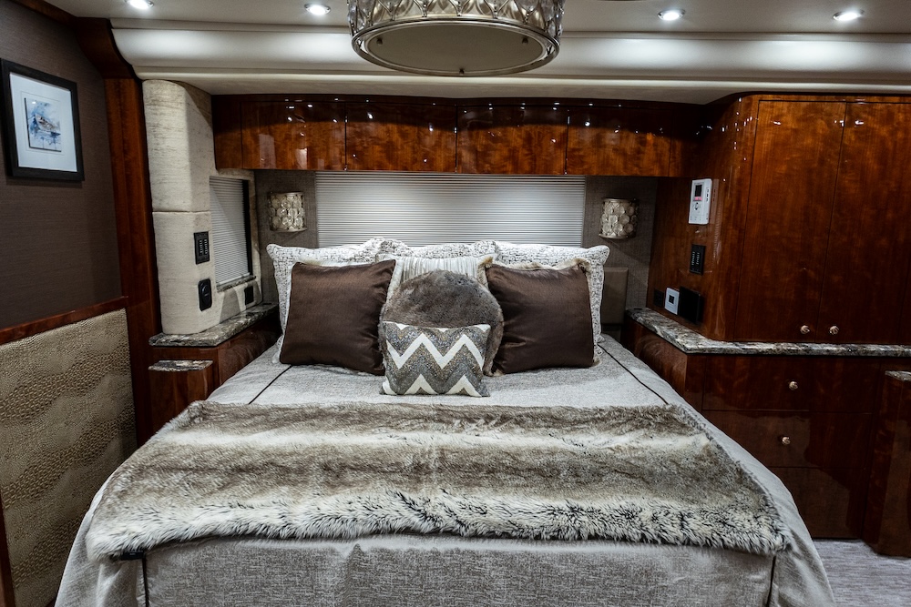 2018 Prevost Millennium H3-45 For Sale