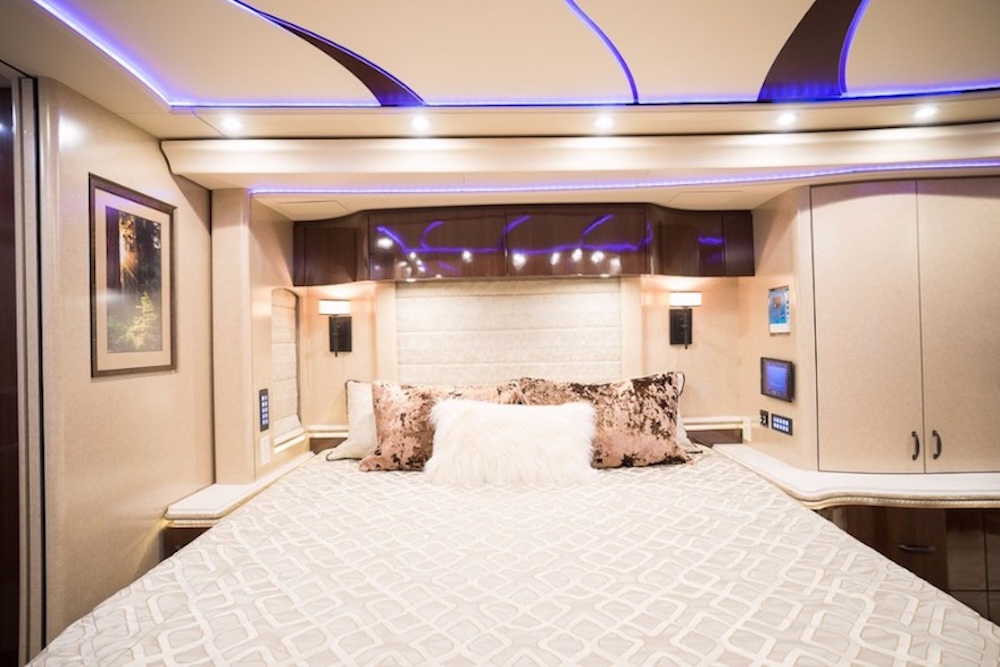 2018 Prevost Marathon X3 For Sale