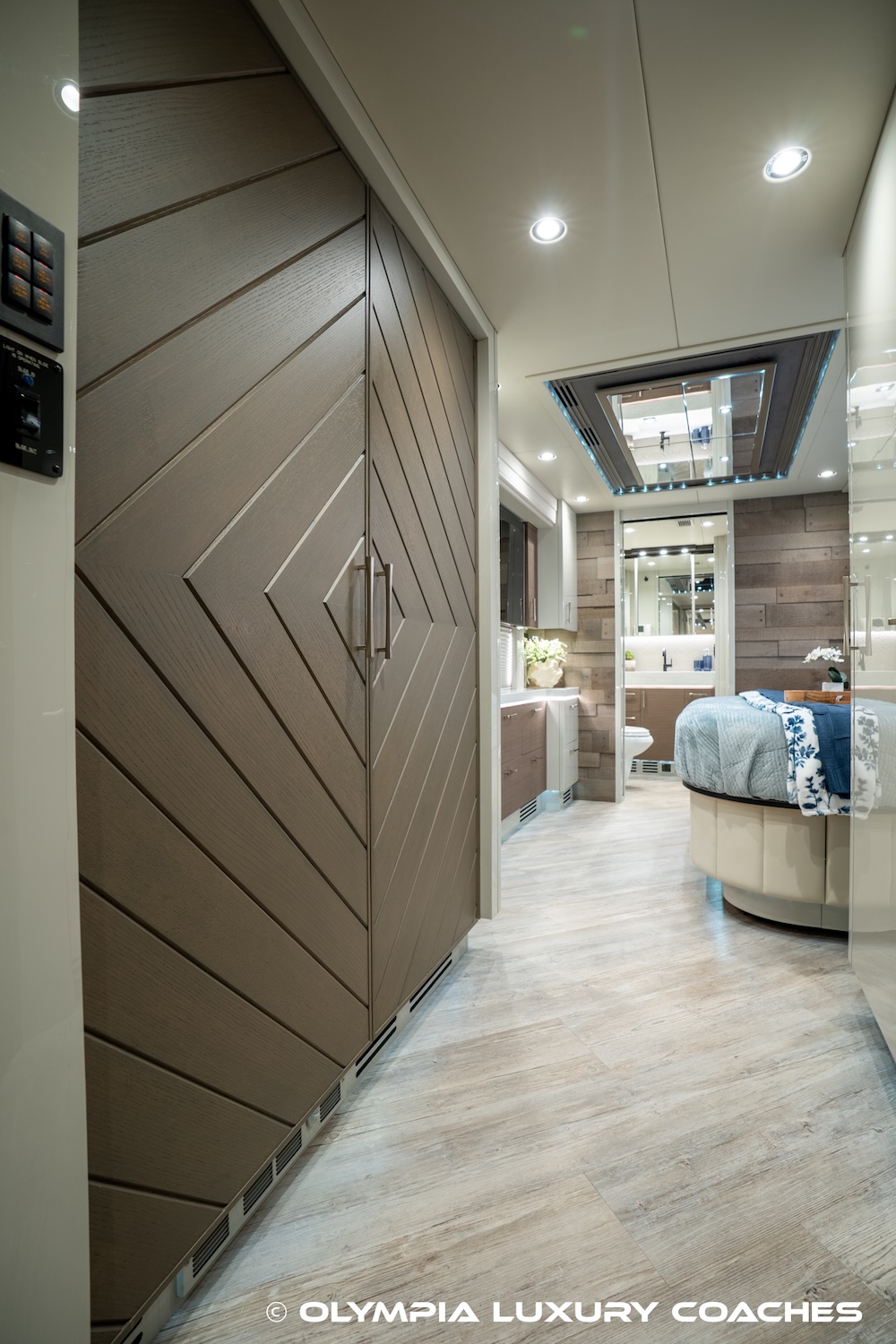 2019 Prevost Olympia H3-45 For Sale
