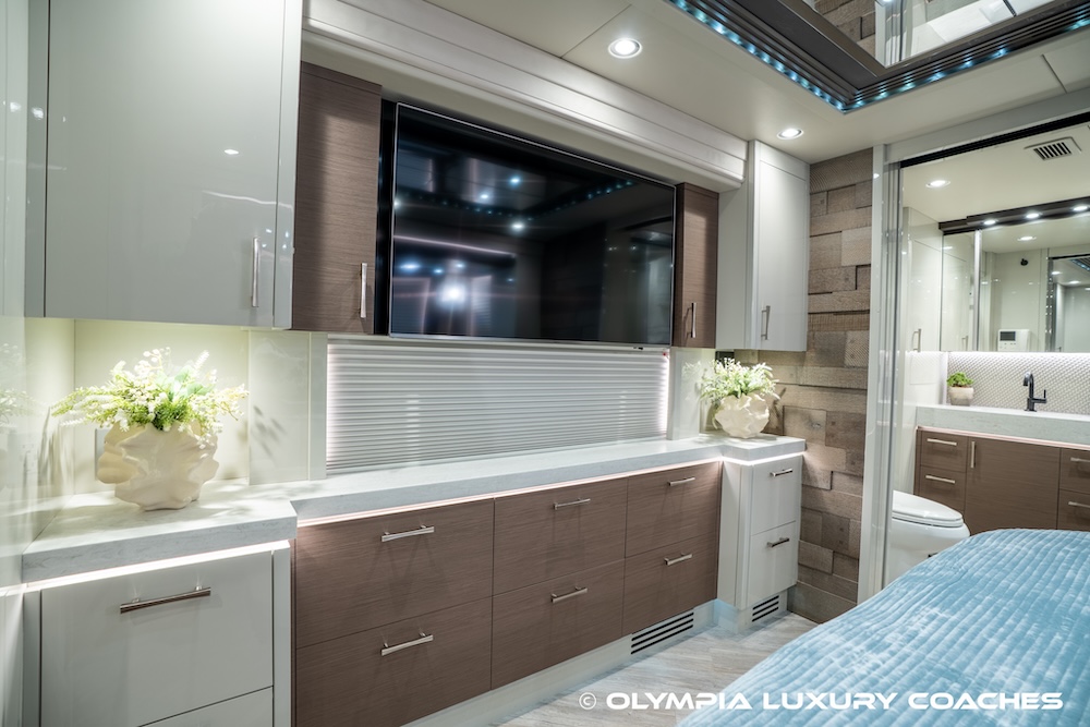 2019 Prevost Olympia H3-45 For Sale