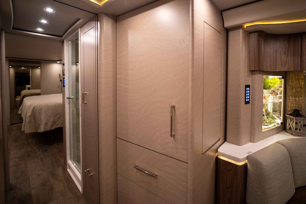 2019 Prevost Marathon H3-45 For Sale