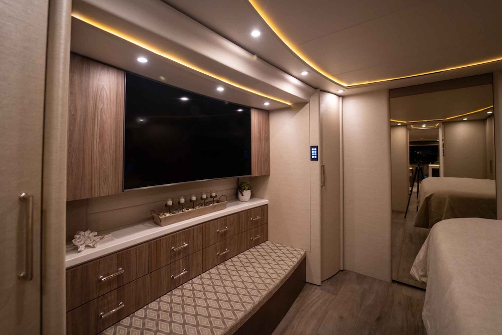 2019 Prevost Marathon H3-45 For Sale