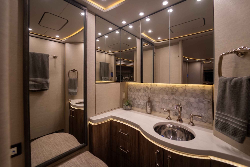 2019 Prevost Marathon H3-45 For Sale