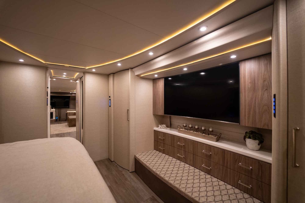 2019 Prevost Marathon H3-45 For Sale