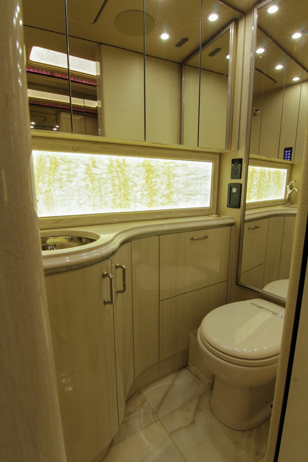 2019 Prevost Marathon H3-45 For Sale