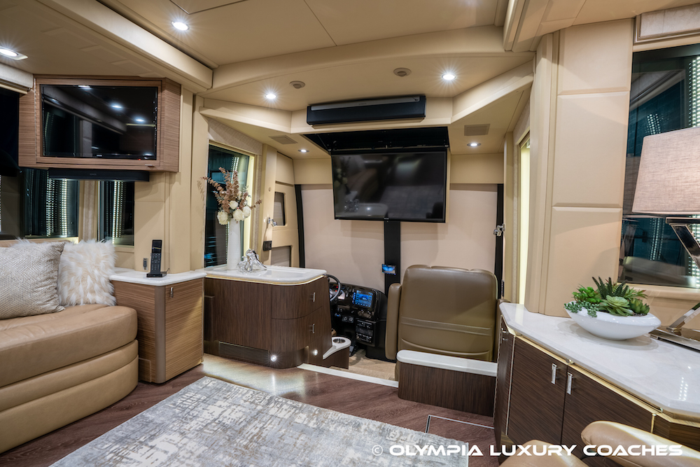 2020 Prevost Emerald H3-45 For Sale
