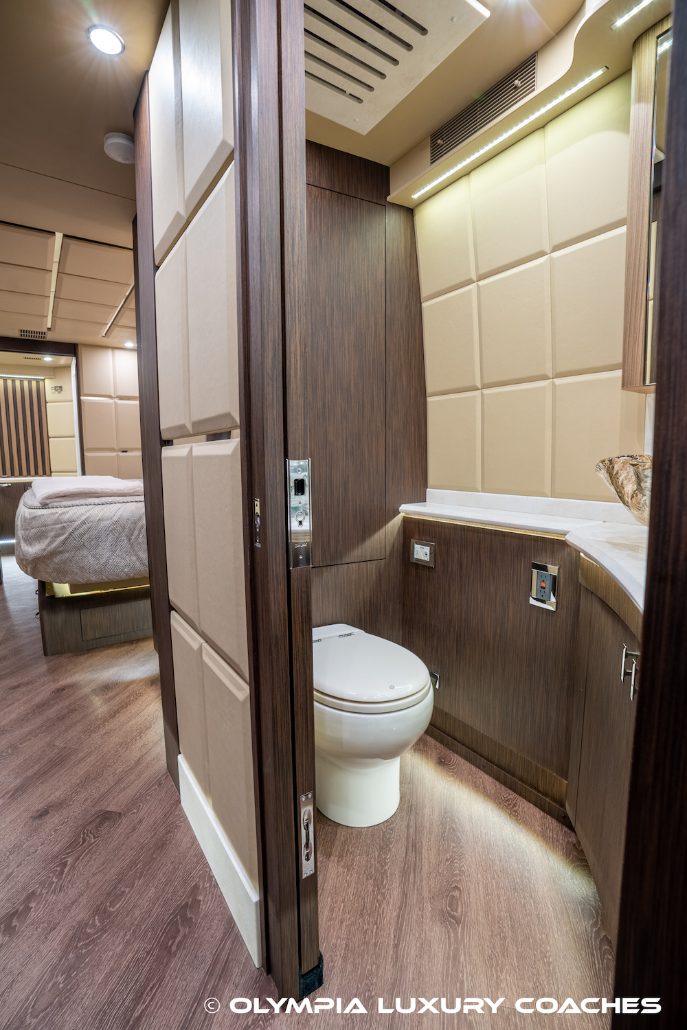 2020 Prevost Emerald H3-45 For Sale