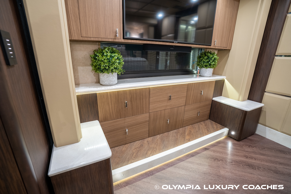 2020 Prevost Emerald H3-45 For Sale