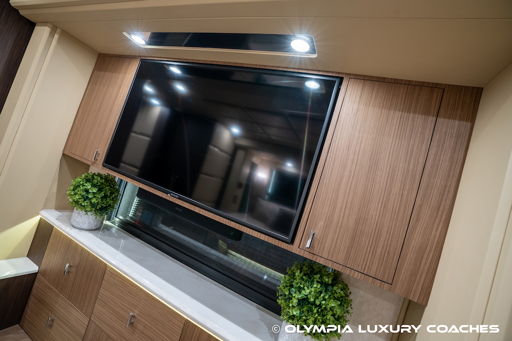 2020 Prevost Emerald H3-45 For Sale