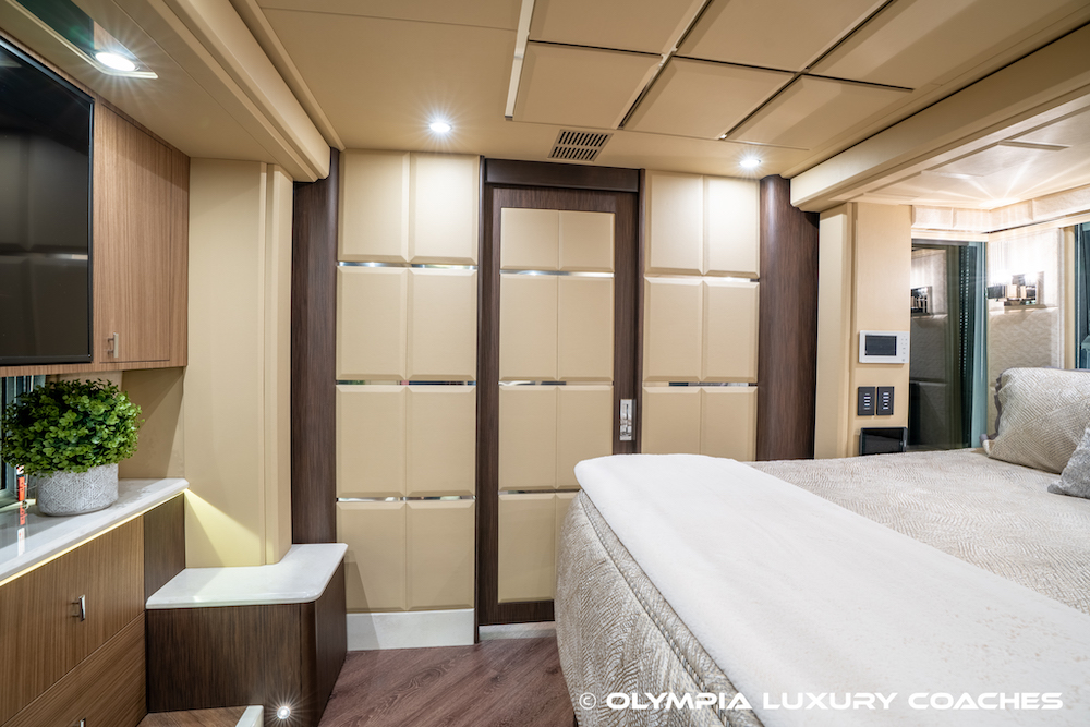 2020 Prevost Emerald H3-45 For Sale