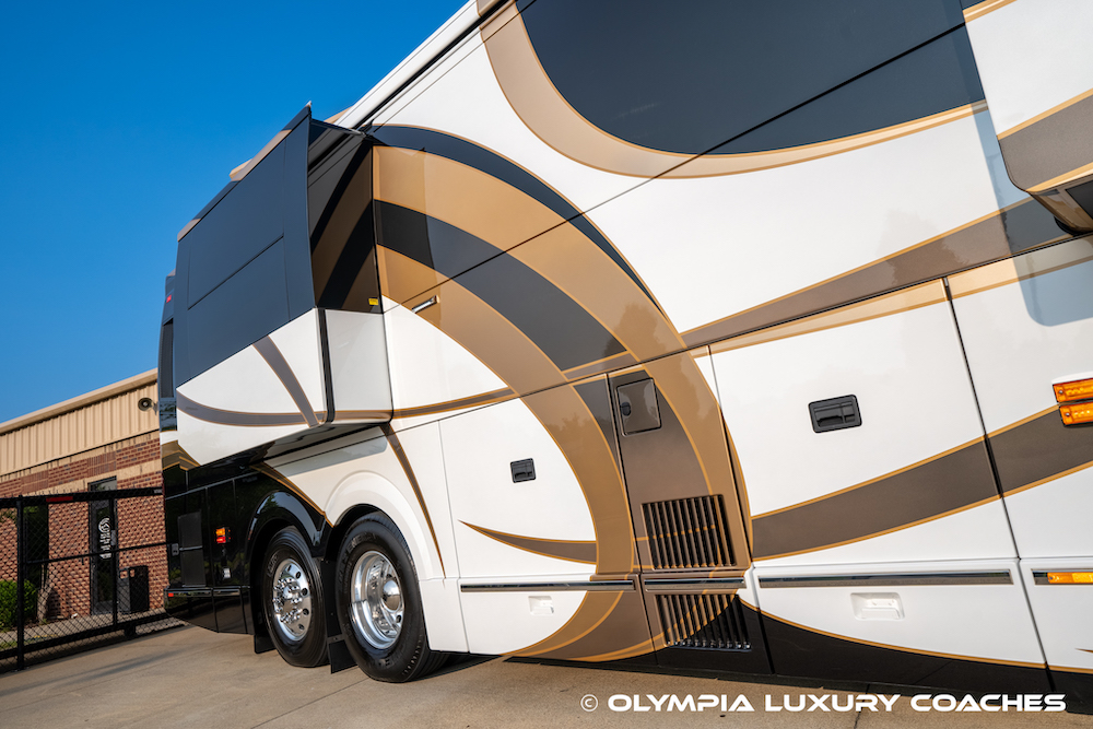 2020 Prevost Emerald H3-45 For Sale