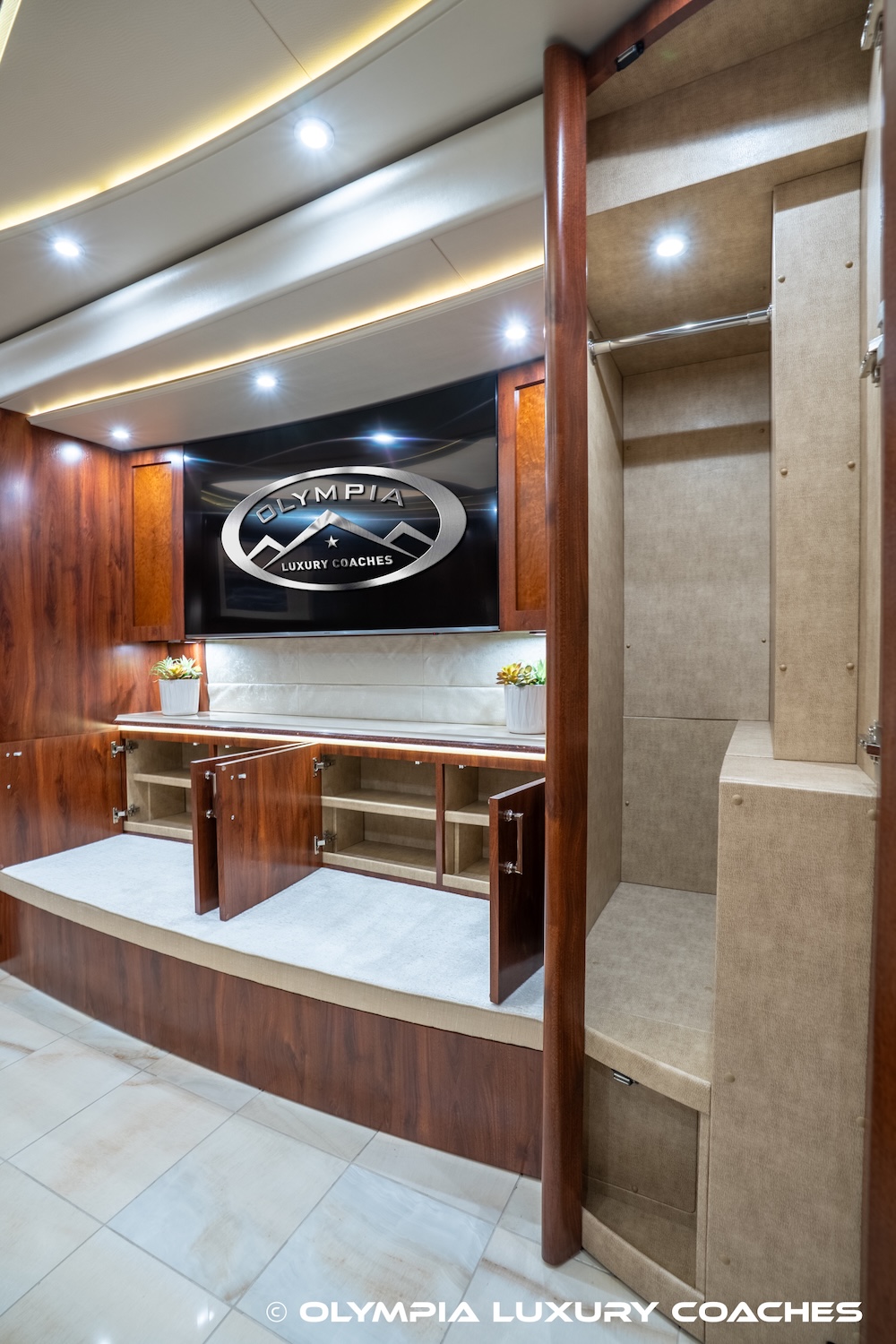 2020 Prevost Marathon H3-45 For Sale