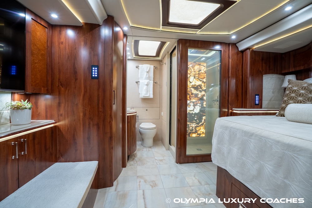 2020 Prevost Marathon H3-45 For Sale