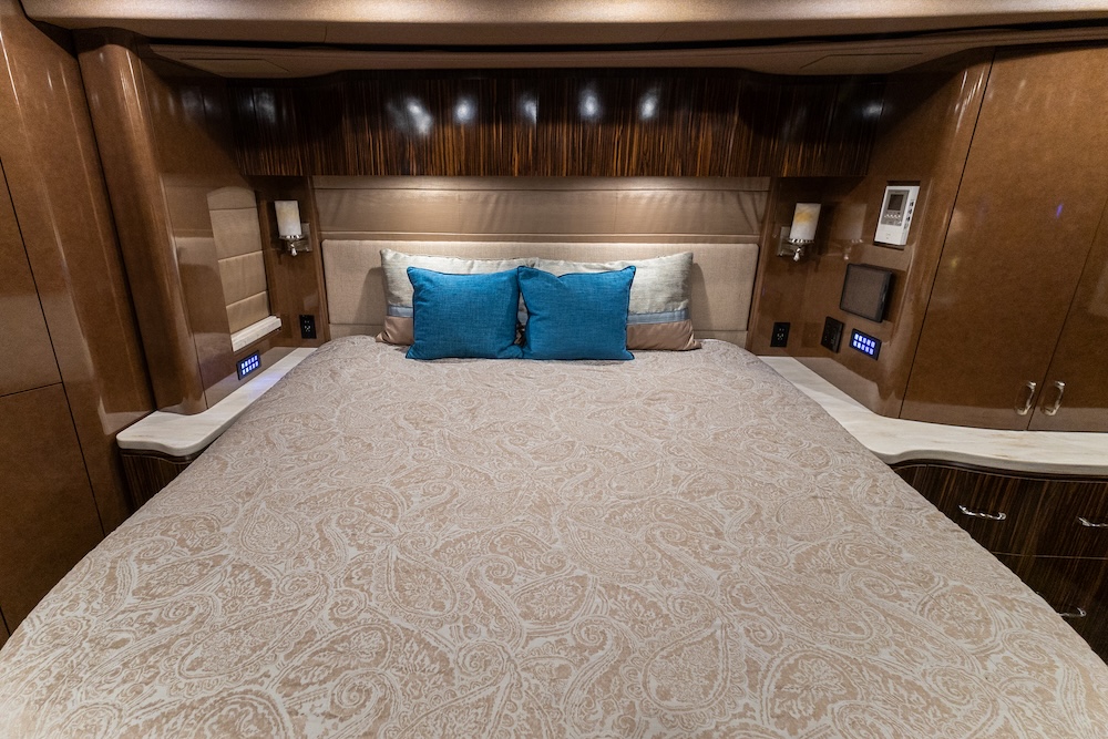 2020 Prevost  Marathon H3-45 For Sale
