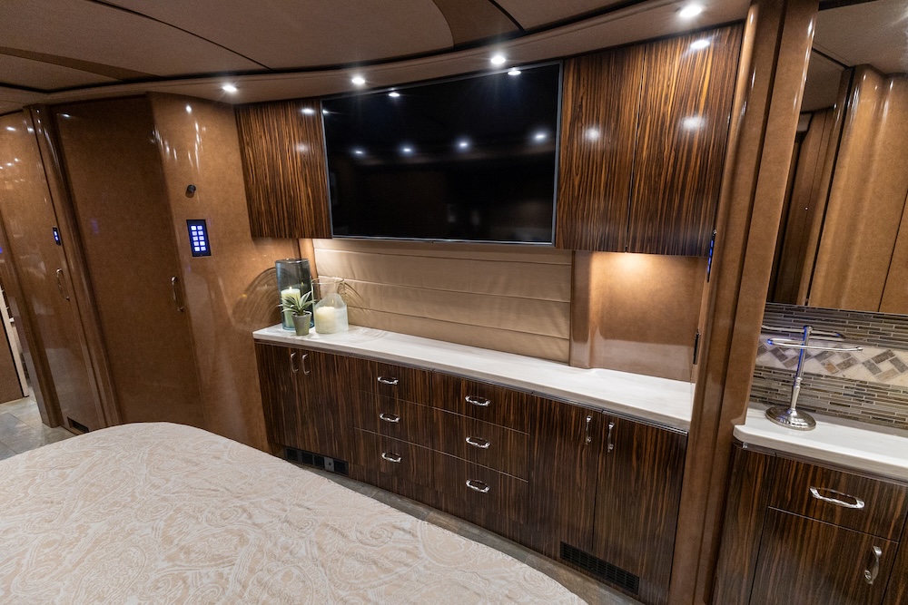 2020 Prevost  Marathon H3-45 For Sale