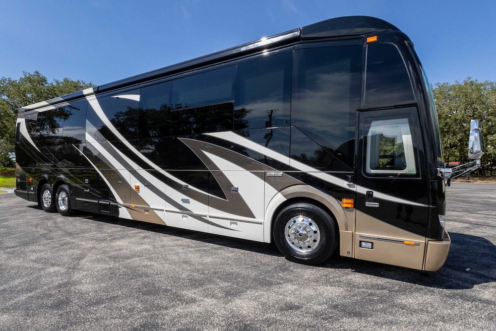 2021 Prevost Emerald H3-45 For Sale