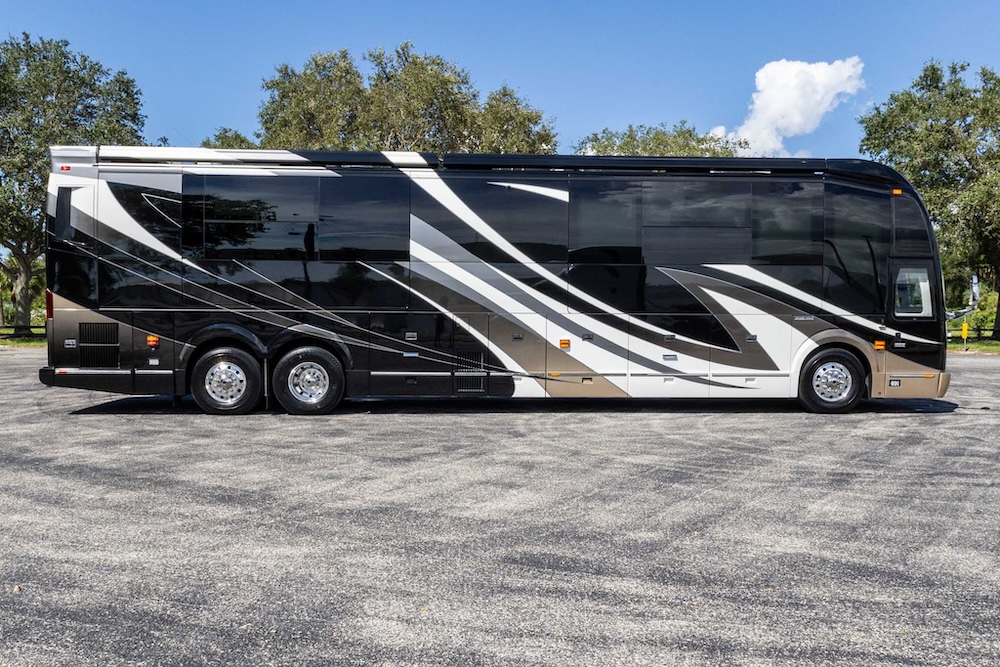 2021 Prevost Emerald H3-45 For Sale