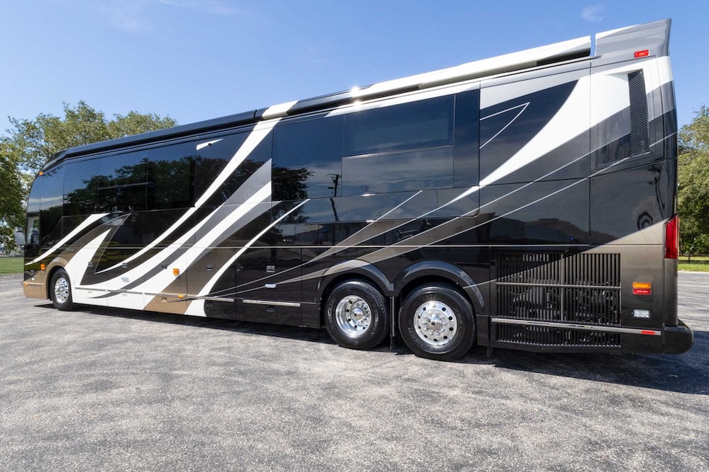 2021 Prevost Emerald H3-45 For Sale