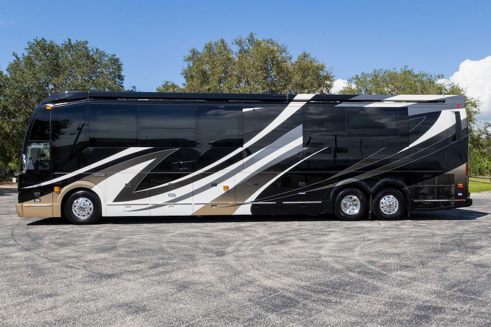 2021 Prevost Emerald H3-45 Quad Slide # 2421