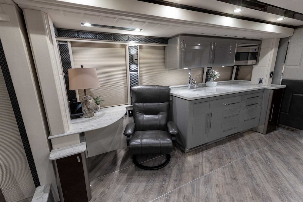 2021 Prevost Emerald H3-45 For Sale