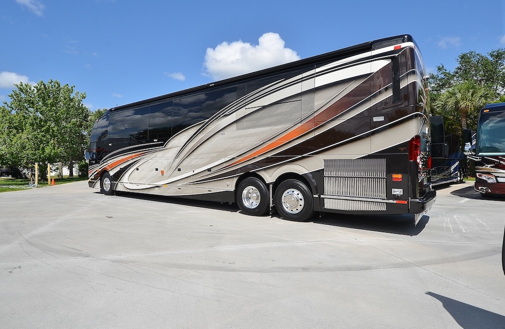 2021 Prevost Liberty H3-45 For Sale